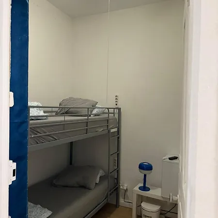 Rostelbem Hostel *