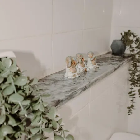 Rostelbem Guesthouse Lisbon Hostel *